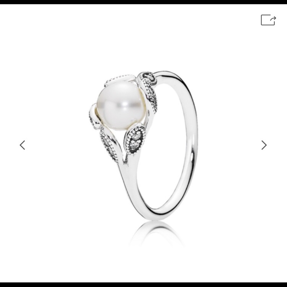 NWOT Luminous Leaves Ring, White Pearl & Clear CZ